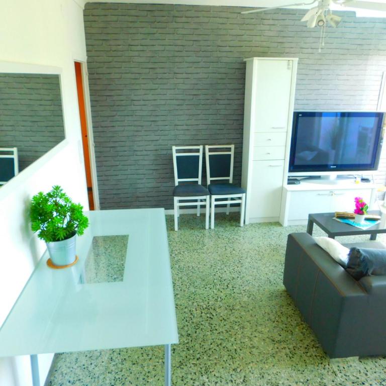 GMID IMMO Apartamento apartsol - Three-Bedroom Apartment - 16