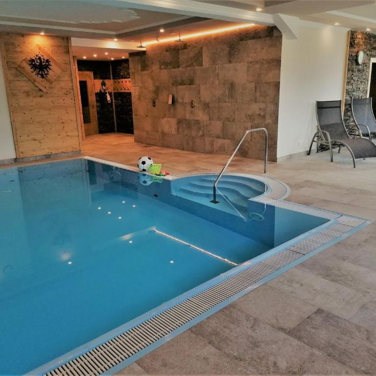 Apart Ideal - Doppelzimmer mit Balkon - 3