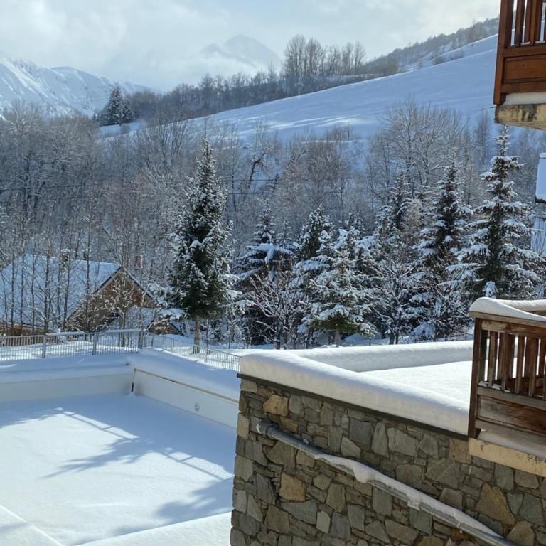 Logement 4/6 personnes à la montagne avec piscine - Appartement 2 Chambres - 4