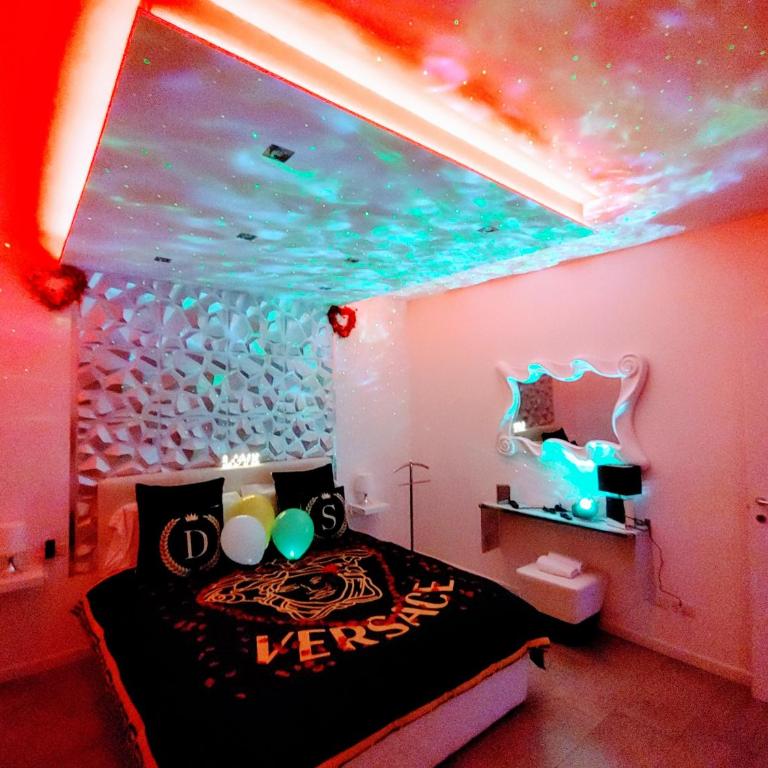 Diamond Suite Verona - King Suite with Spa Bath - 51