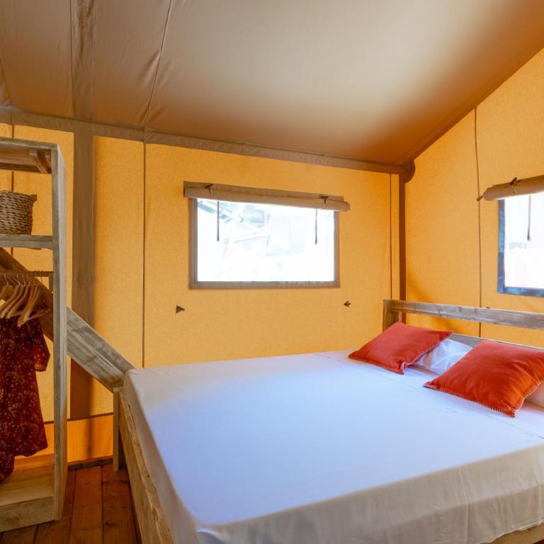 Village & Glamping Riva Blu - Großes Zelt mit Seeblick - 7