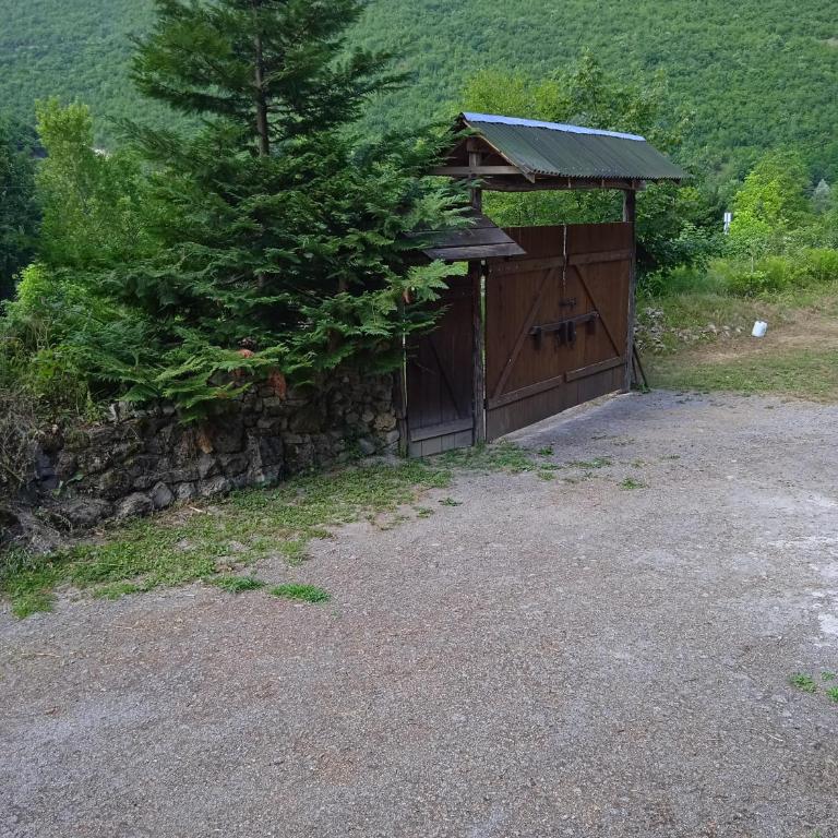 Apartmani Dada Kanjon Grmuša - Three-Bedroom House - 5