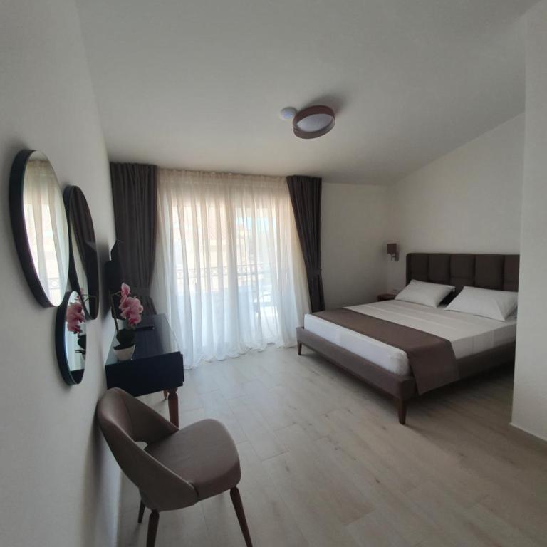 Apartments Boreta - Deluks Dvokrevetna soba sa Bračnim Krevetom, Balkonom i Pogledom na More - 5