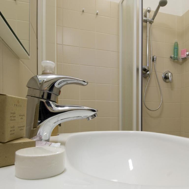 Hotel Nives - Double Room with Balcony - 2