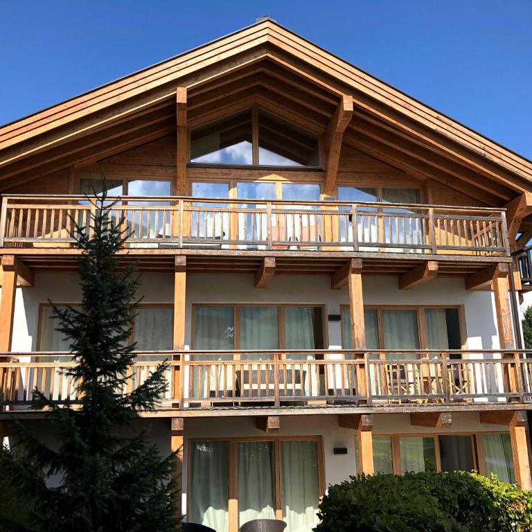 Chalet Bergzeit - Chalet mit 2 Schlafzimmern - 1