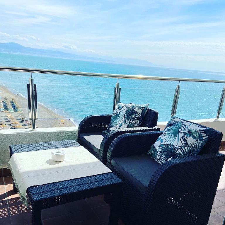 Amazing frontline sea views Studio apartment Castillo Del Vigia Torremolinos - Estudio Doble Deluxe - 14