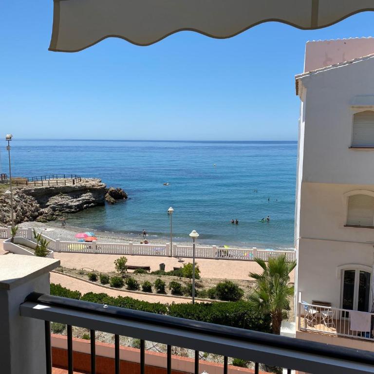 stylish sea view Apartment Torecilla Nerja - Apartamento de 2 dormitorios - 2