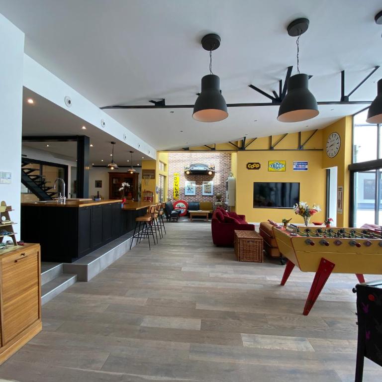 Loft Spa Reims-fr 250m2 privatifs, piscine intérieure chauffée, spa et parking - Appartamento con 3 Camere da Letto - 6