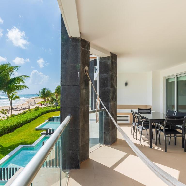 Mareazul Beach Front Condos At playa del Carmen - Villa - Beach Front - 4