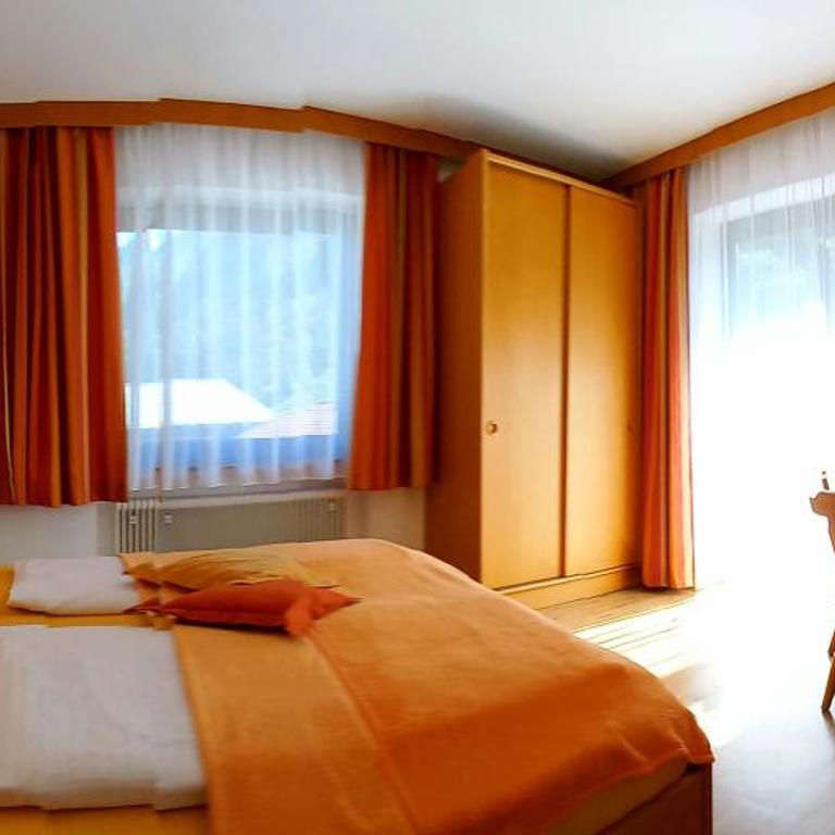 Apart-Pension Oberreiter - Comfort Doppel-/Zweibettzimmer mit Balkon - 8
