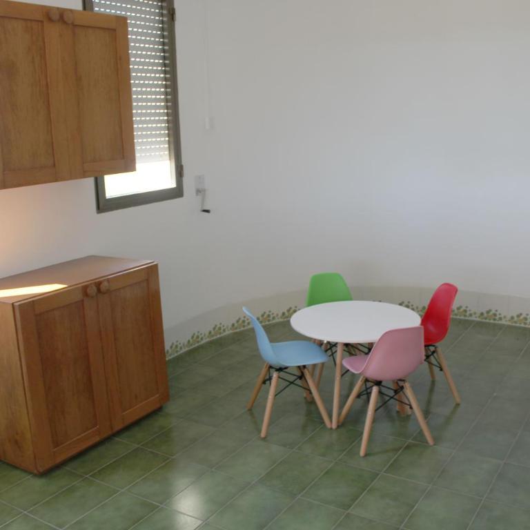 Villa de l'Ebre - Six-Bedroom House - 31