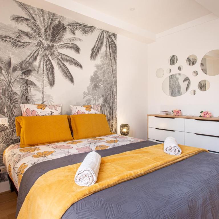 JJ8 - MAGNIFIQUE 3PIECES, ENTIEREMENT RENOVE, CLIM, VIEUX-NICE - Appartement 2 Chambres - 17
