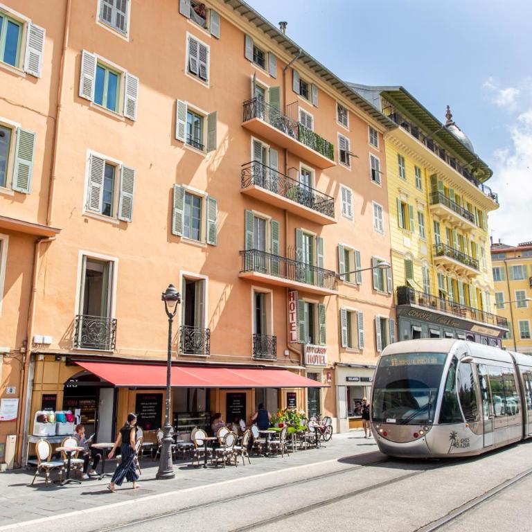 JJ8 - MAGNIFIQUE 3PIECES, ENTIEREMENT RENOVE, CLIM, VIEUX-NICE - Appartement 2 Chambres - 32