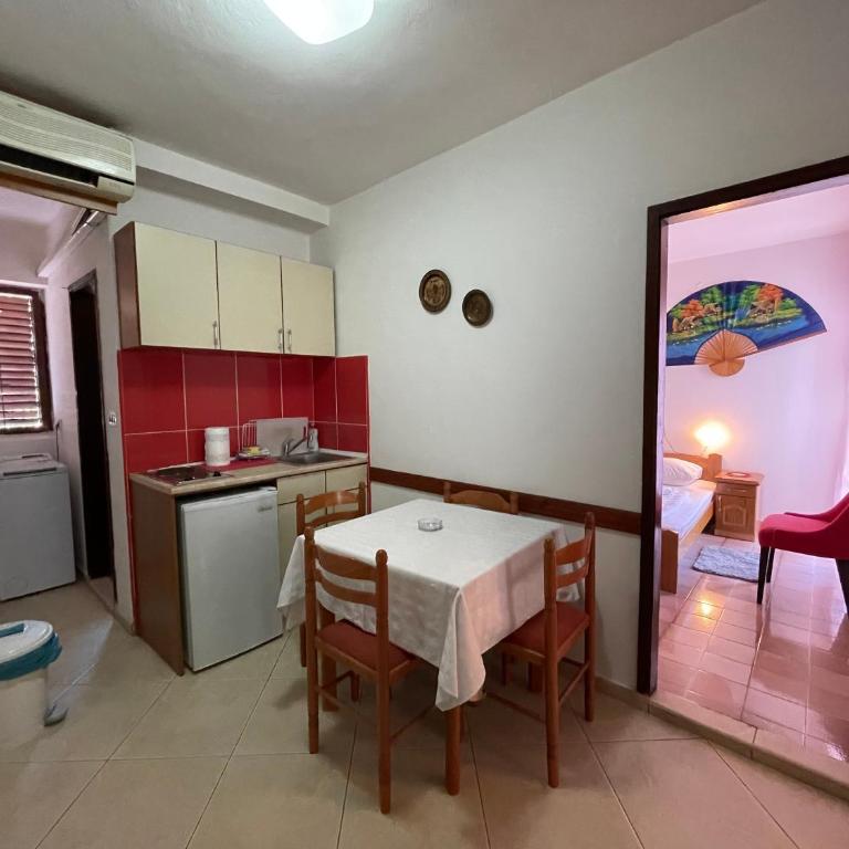 Apartments Marković - Apartman sa 2 Spavaće Sobe (5 Odraslih Osoba) - 10