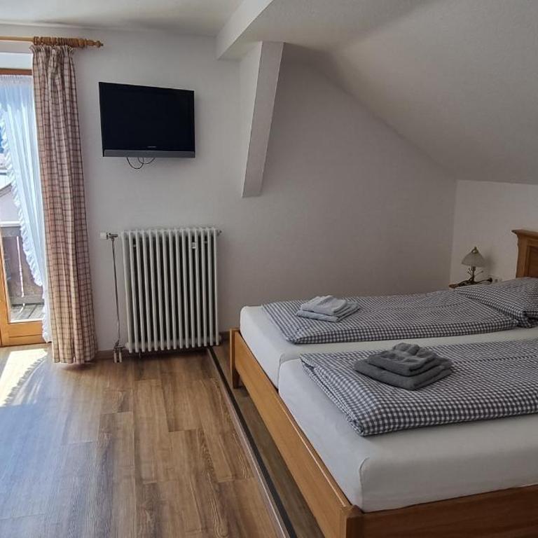 Gasthof zum Rassen - Apartment - 1