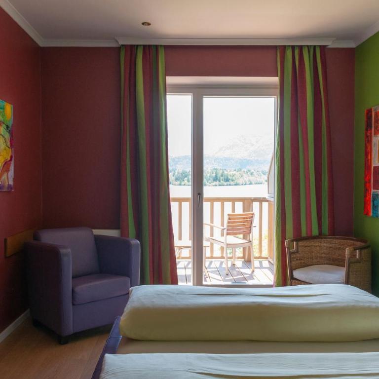 Cortisen am See - Adults only - Doppelzimmer mit Seeblick und Balkon - 4