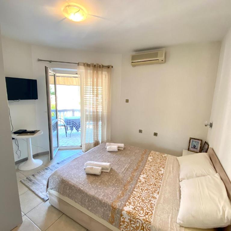 Apartments Popović - Double Room - 3