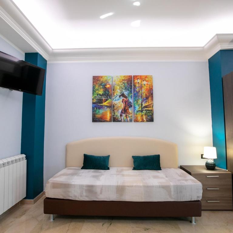 B&B Azul - Double or Twin Room with Private External Bathroom - 10