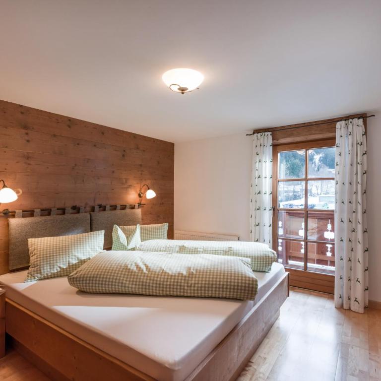 Ferienwohnungen Altginzling - Apartment mit Balkon - 1