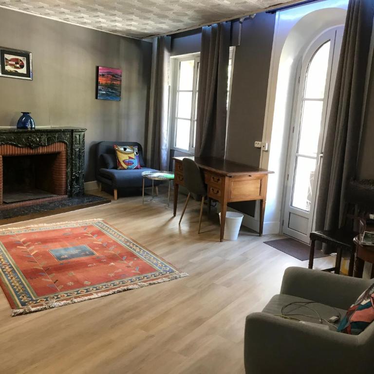 Bel Appartement Bagneres De Luchon Centre - Two-Bedroom Apartment - 7