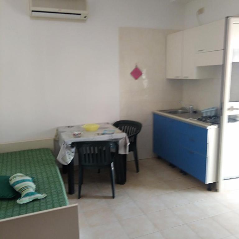 Appartamenti Marazzurro - Appartamento con 2 Camere da Letto e Vista Mare - 7
