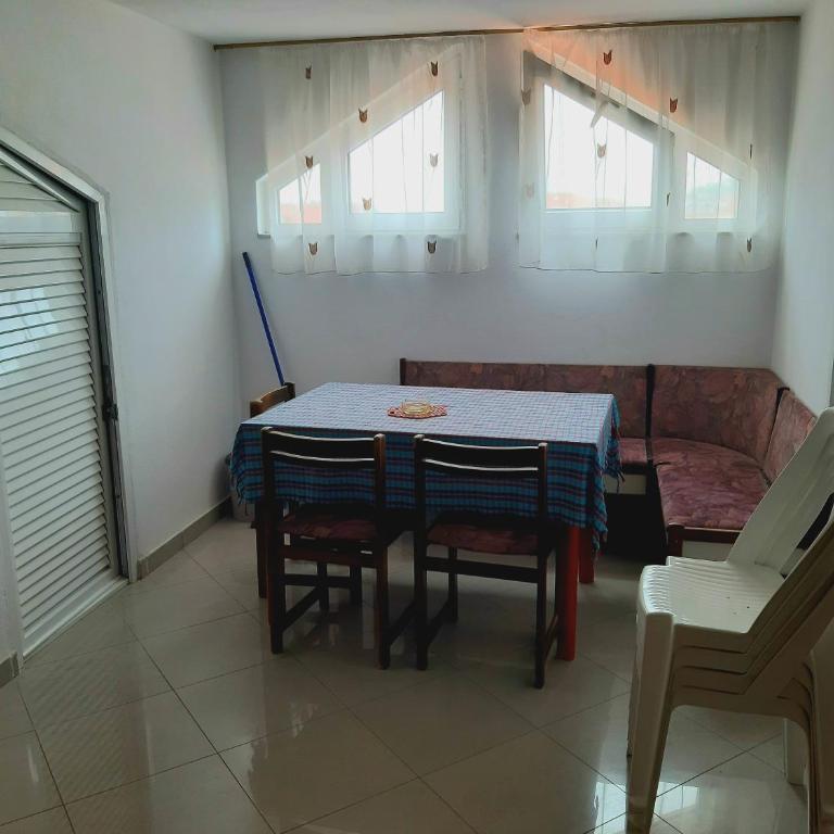 Apartments Parapid - Dvokrevetna Soba s Bračnim Krevetom/Zasebnim Krevetima i Kupatilom - 4