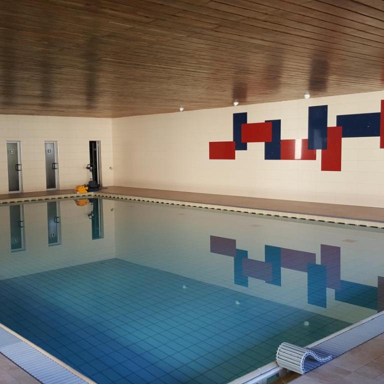 Fewo FRIADO im Ferienpark OA - ohne Zusatzkosten nach Anreise - mit Hallenbad, W-Lan, PKW-Garage, Kurtaxe mit Allgäu-Walser-Pass, Bett- und Handtuch-Wäsche sowie End-Reinigung - One-Bedroom Apartment - 26
