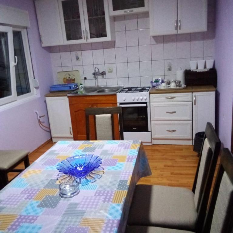 Konak Mali Raj - Gradska Kuća sa 2 Spavaće Sobe - 6