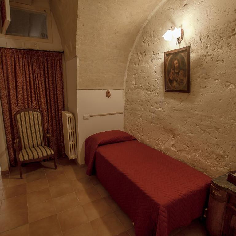 B&B Fiorentini - Triple Room with Bathroom - 16