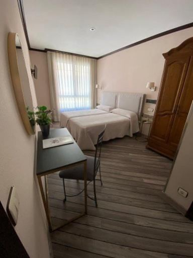Hotel Los Molinos - Twin Room - 17