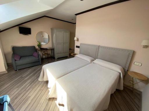 Hotel Los Molinos - Twin Room - Attic - 8