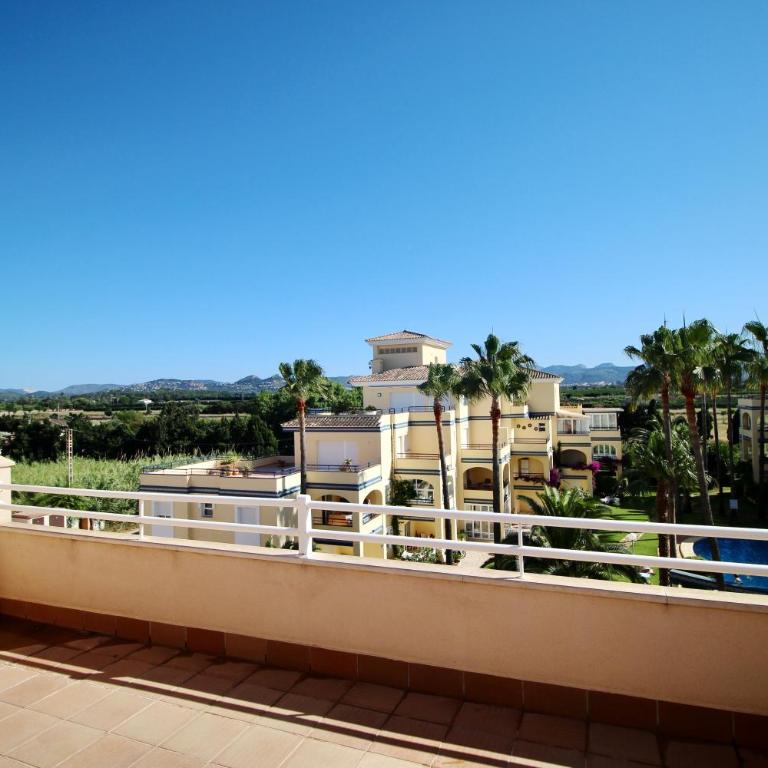El Amanecer 81 by homeprive - Vacation Home - 17