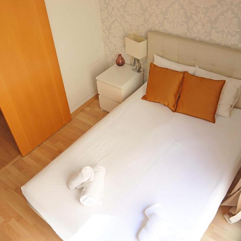Bcn-rentals apartments in the Old town - Three-Bedroom Apartment - 3
