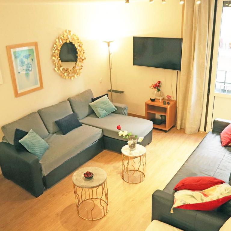 Bcn-rentals apartments in the Old town - Three-Bedroom Apartment - 28