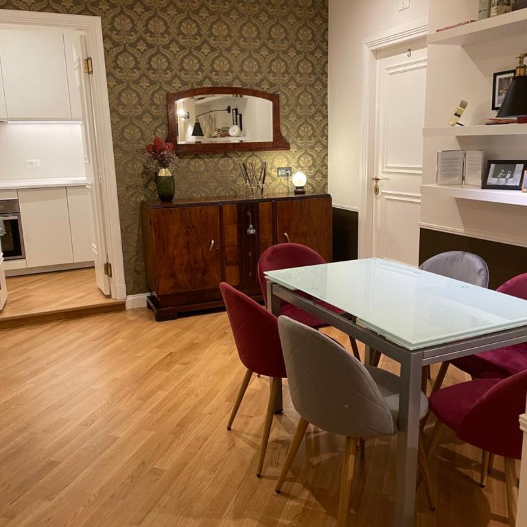 Mia residenza al Pantheon - Three-Bedroom Apartment - 5