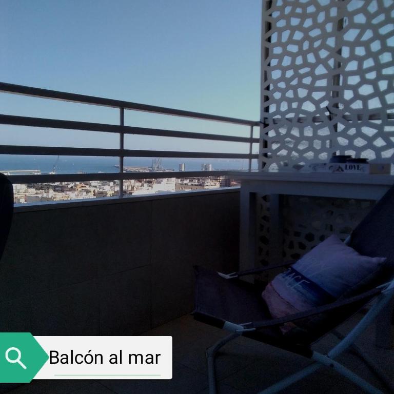 Luceros Sea view Apts -with balcony- City&Beach - Apartment Suite with a Balcony and Sea View - 5