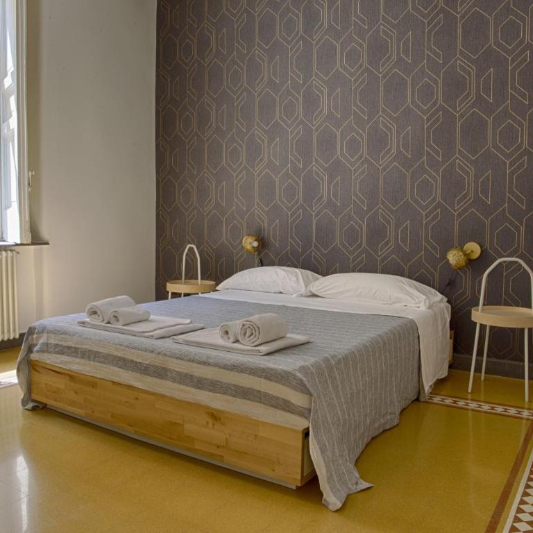 Vesevo Rooms - Camera Tripla con Bagno Privato Esterno - 4