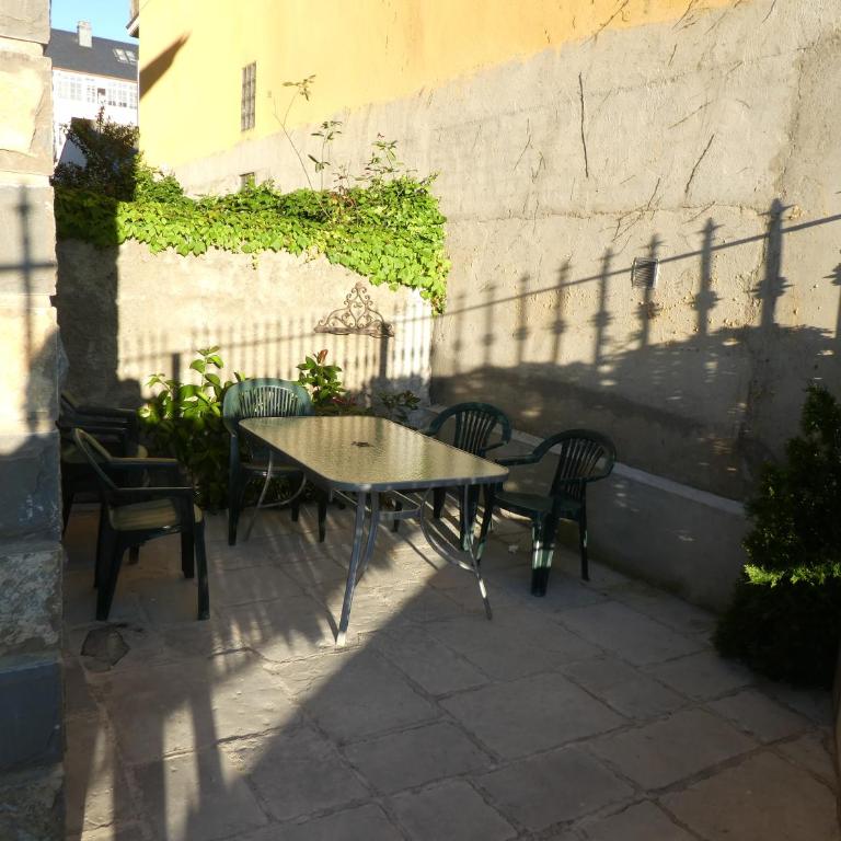 Casa con jardín frente a la Ciudadela de Jaca - Casa - 9