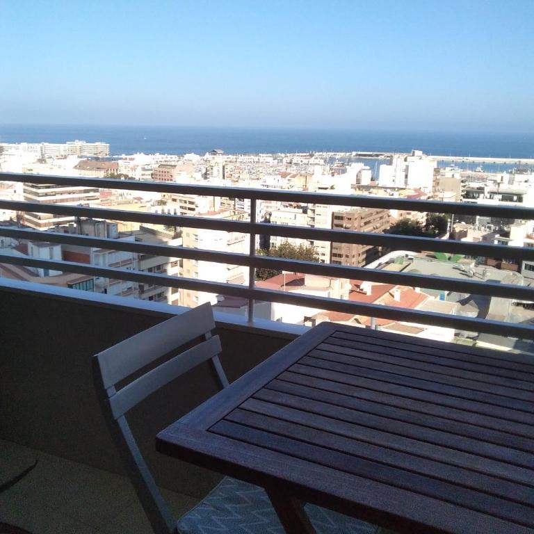 Alicante Top Sea View 29th Apts Downtown&Beach - Studio with Balcony - 11