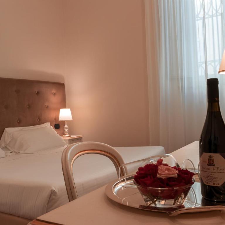 Palazzo Galletti Abbiosi - Camera Matrimoniale - 1