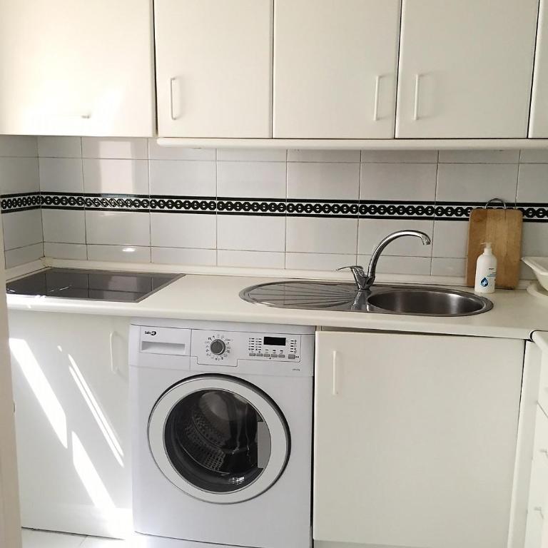 Luminoso y amplio apartamento en el centro histórico de Sevilla - Apartamento de 1 dormitorio - 6