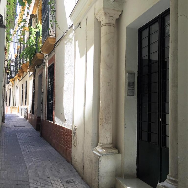 Luminoso y amplio apartamento en el centro histórico de Sevilla - Apartamento de 1 dormitorio - 15