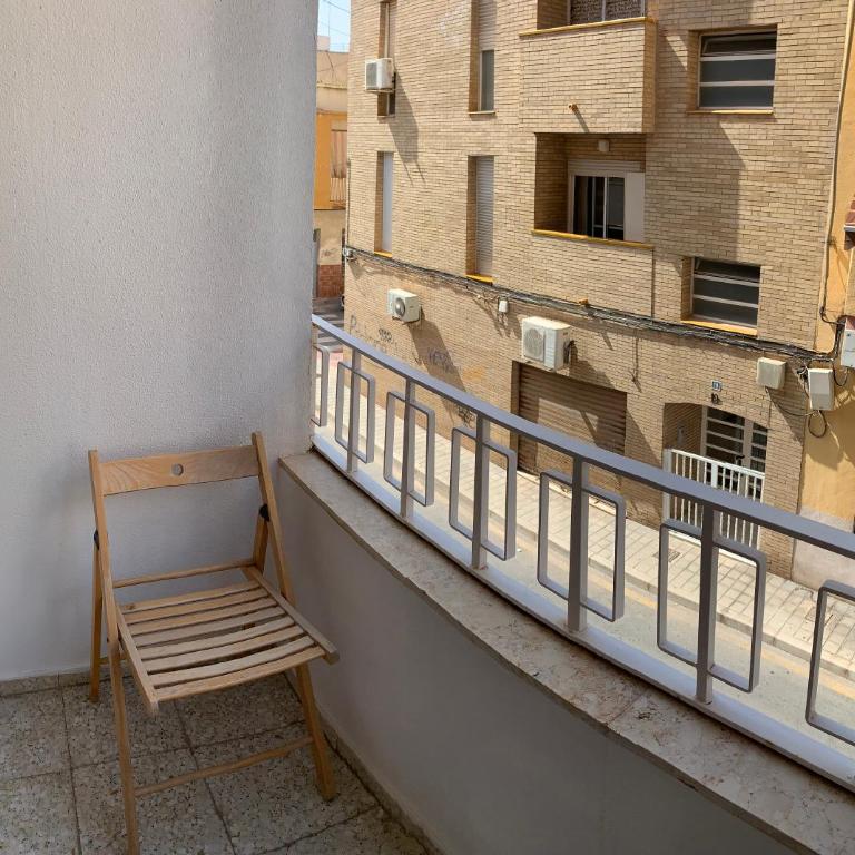 Orange Apartments - Apartment with View and Balcony - 5