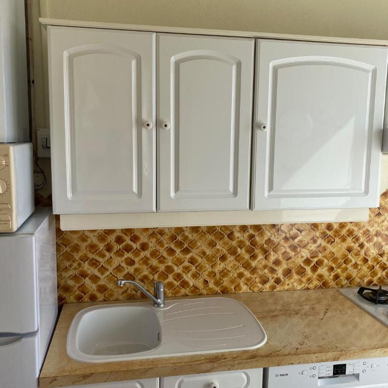 Buthine - Apartment with Sea View - 6