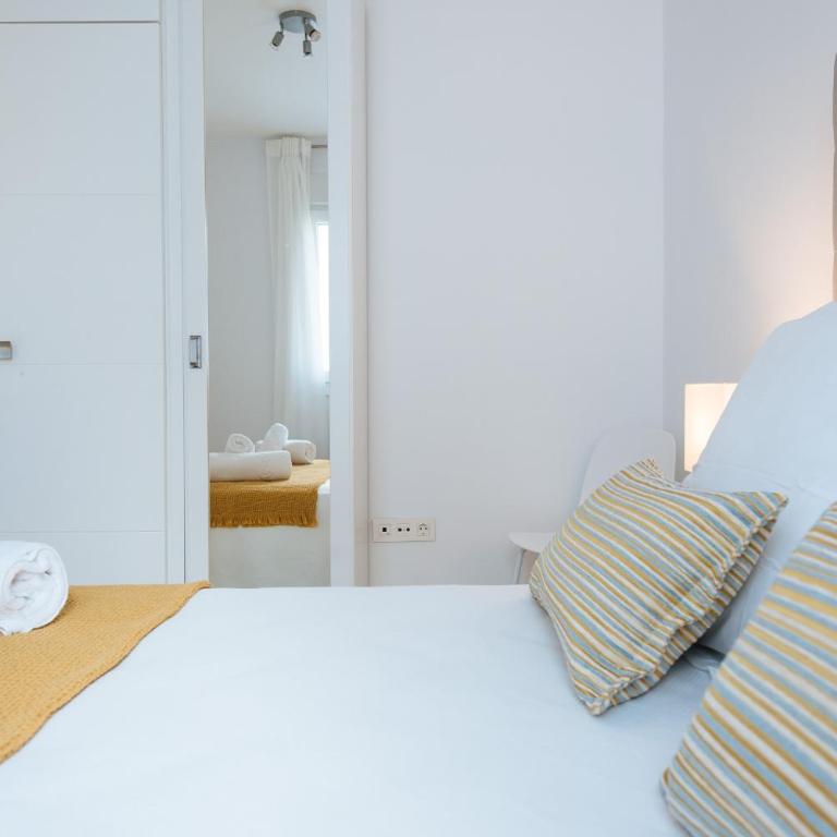 Triana Boutique Free Parking - Apartamento de 2 dormitorios - 16