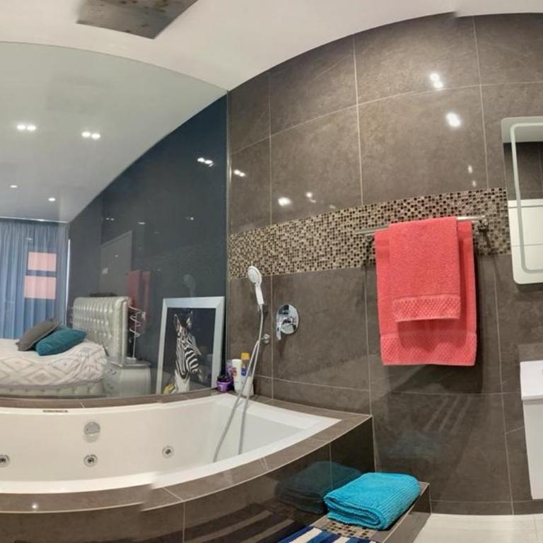 PENTHOUSE IN THE SEA, Tauro - Suite Deluxe con bañera de hidromasaje - 15