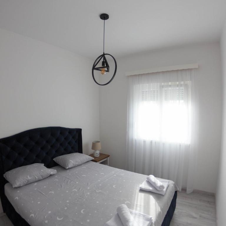 Villa Lila - Three-Bedroom Villa - 6