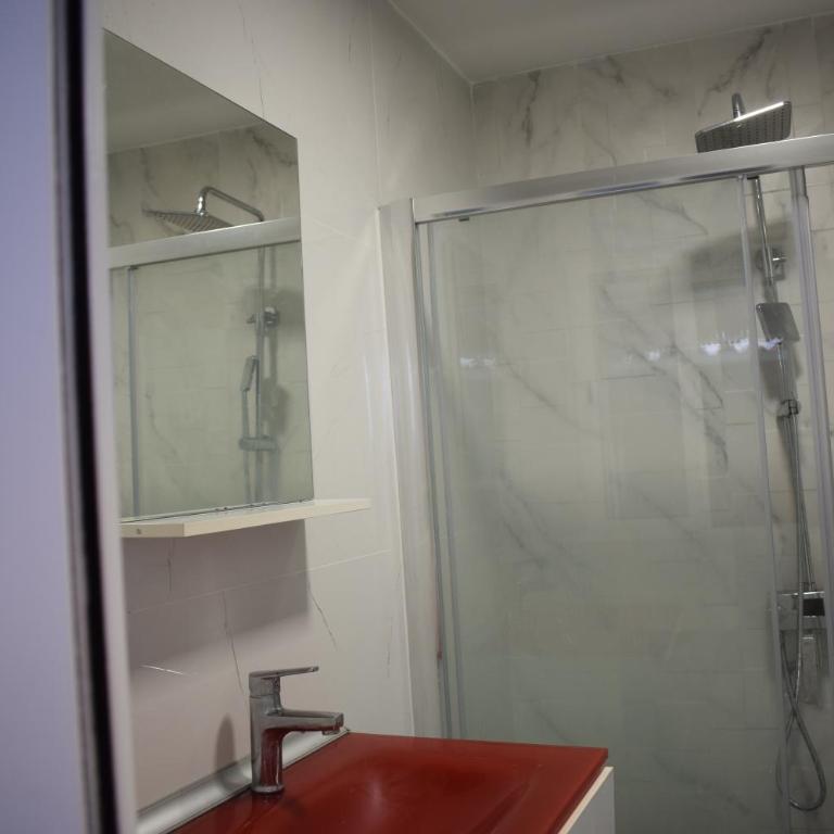 Vialia Apartments - Two-Bedroom Apartment - 12