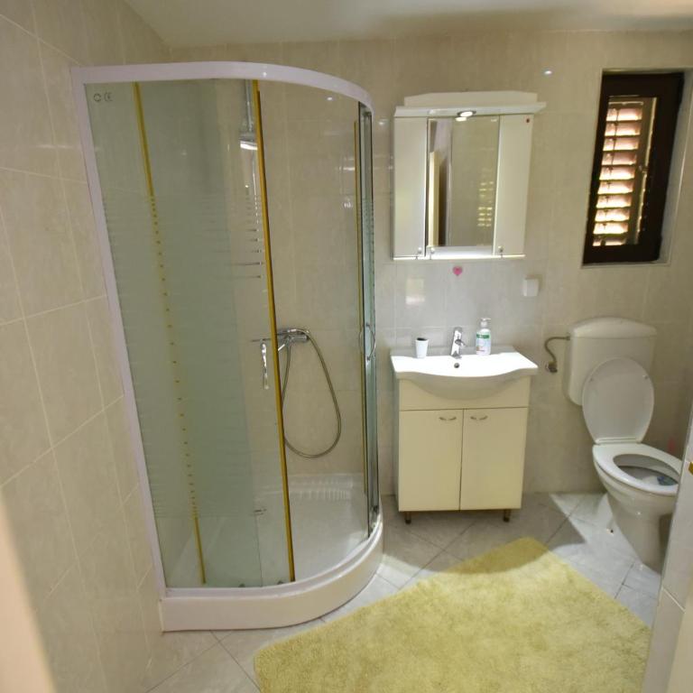 Igalo Garden Apartment - Two Bedroom Apartment - 11
