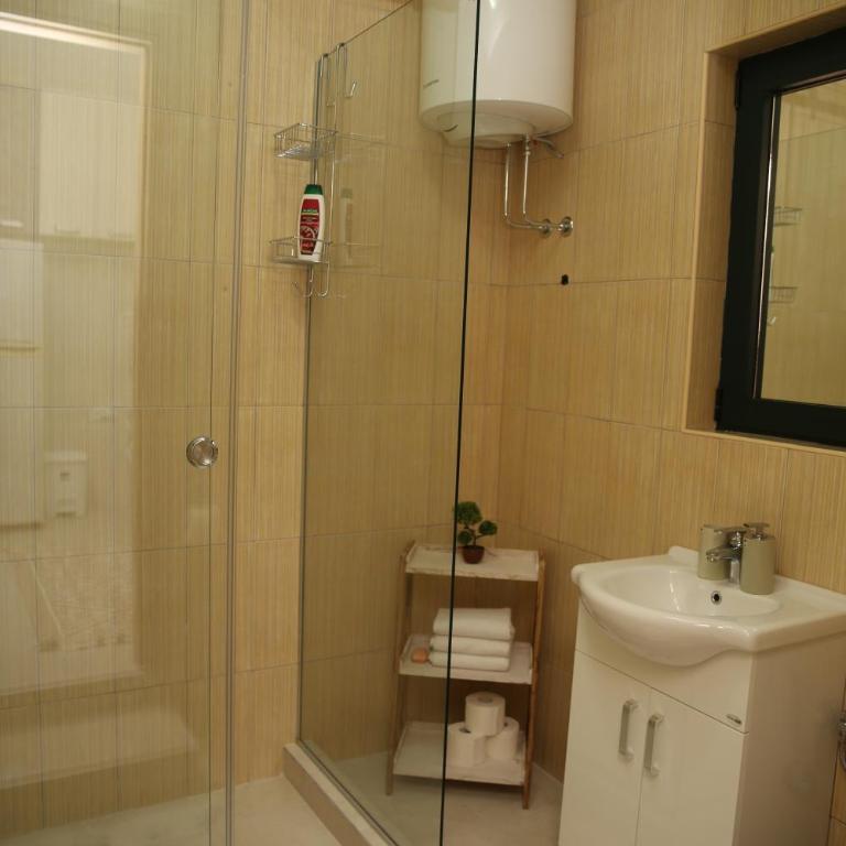 Apartmani Dijana 2 - Studio-Apartment - 3